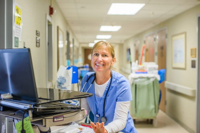 travel nurse happy working at hospital