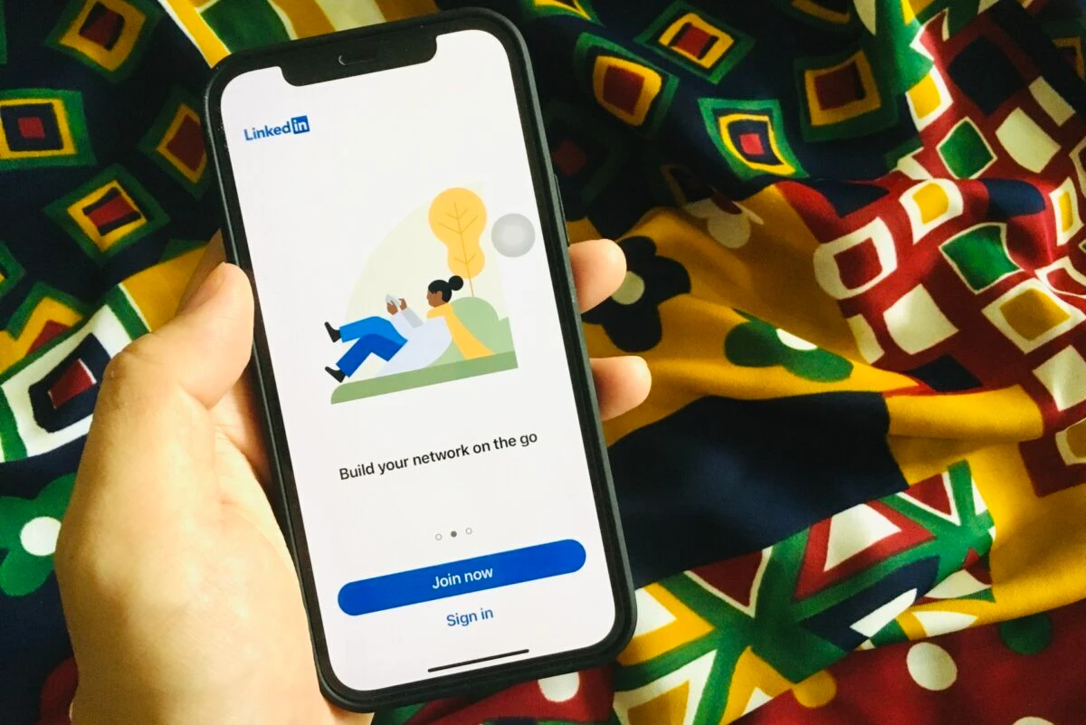 linkedin on mobile