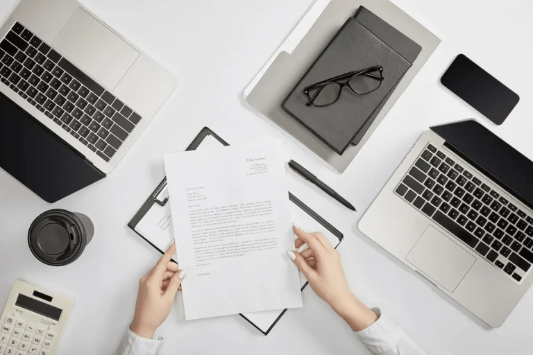 employer holding a cover letter