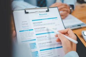 Example of a professional combination resume highlighting skills and work experience