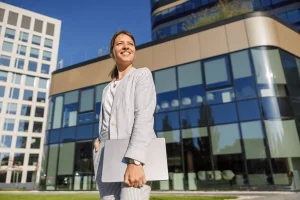 job seeker outdoors looking ahead in her career development journey