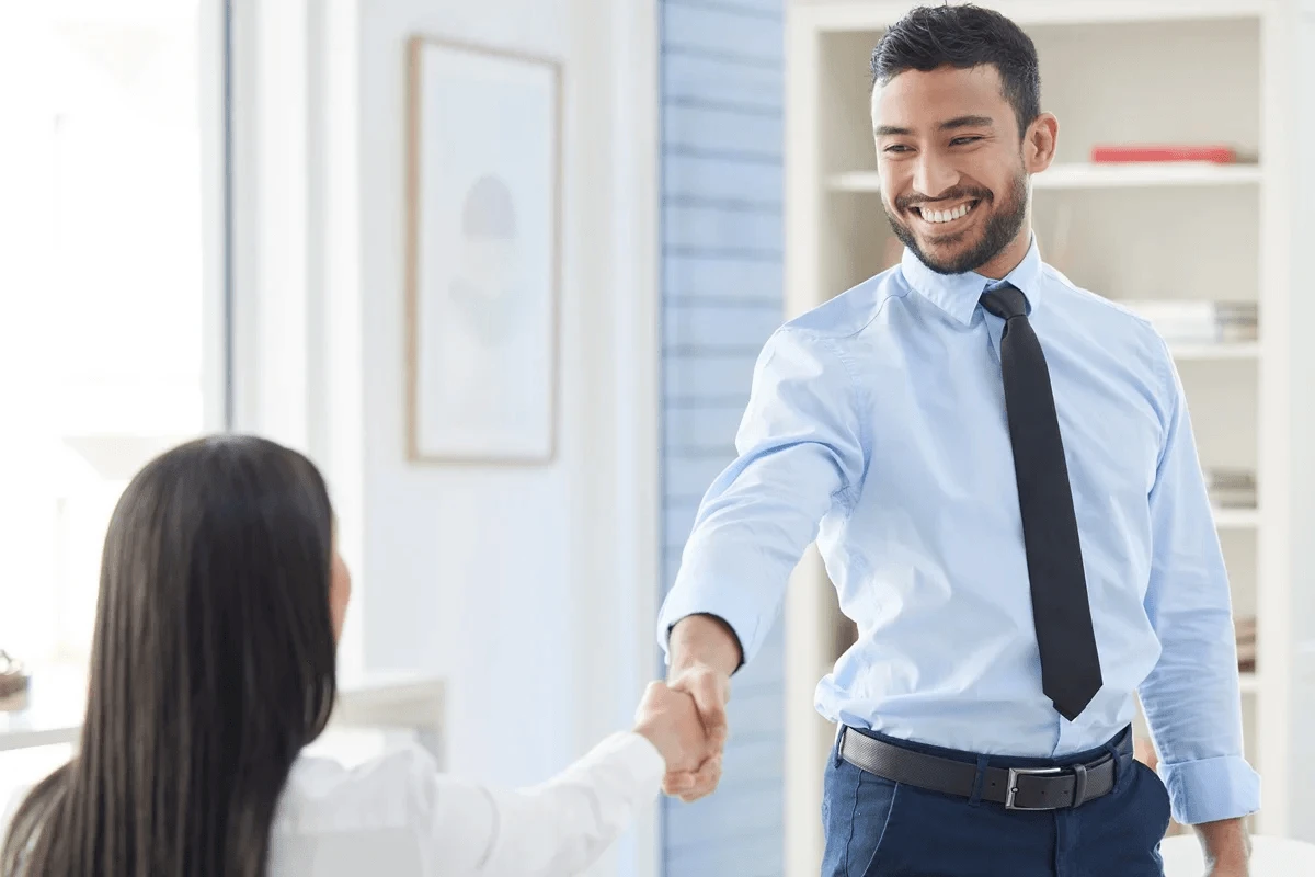 applicant wearing business casual attire for job interview