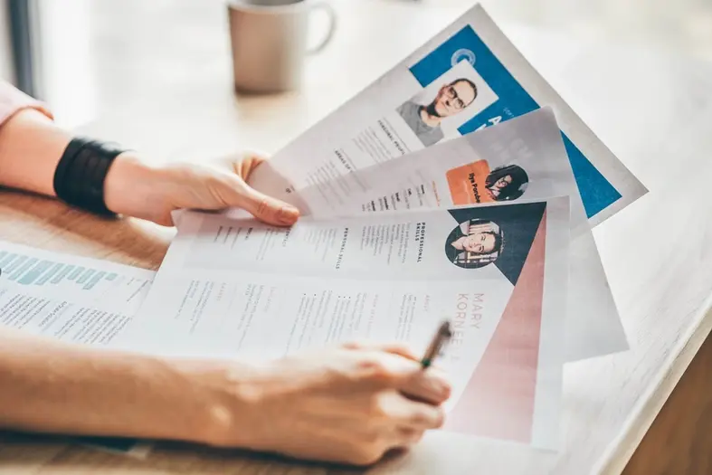 Resume Coach Reviewing Different Kinds Of Resume Examples