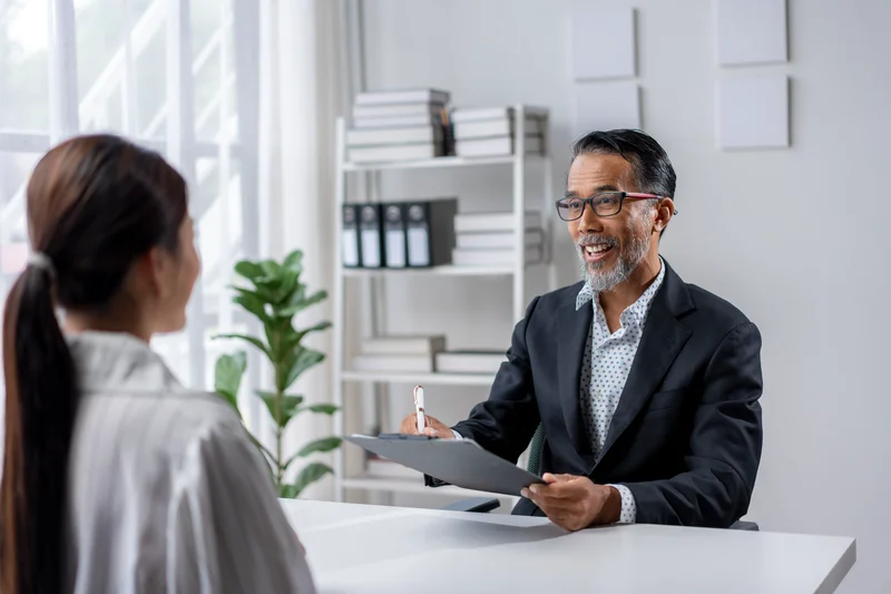 Hiring Manager Asking Applicant Her Weaknesses Examples