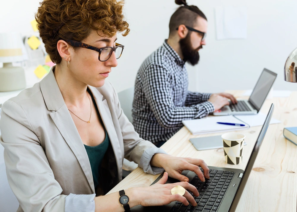 Job Seekers Composing Emails And Deciding On The Best Salutation Examples To Use.