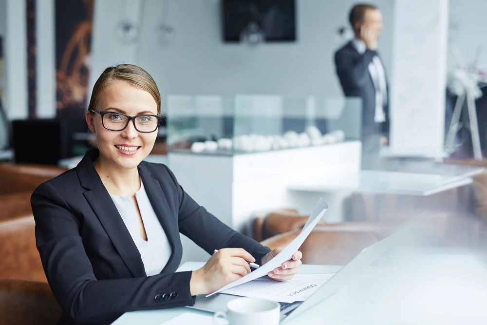 An Expert Professional Writer With Deep Knowledge Of How To List Reference On Resume